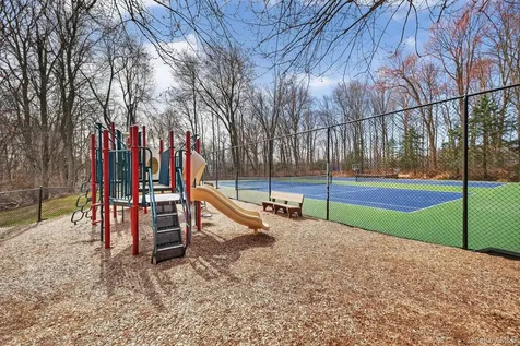 101 Hitching Post Lane Yorktown Heights NY 10598