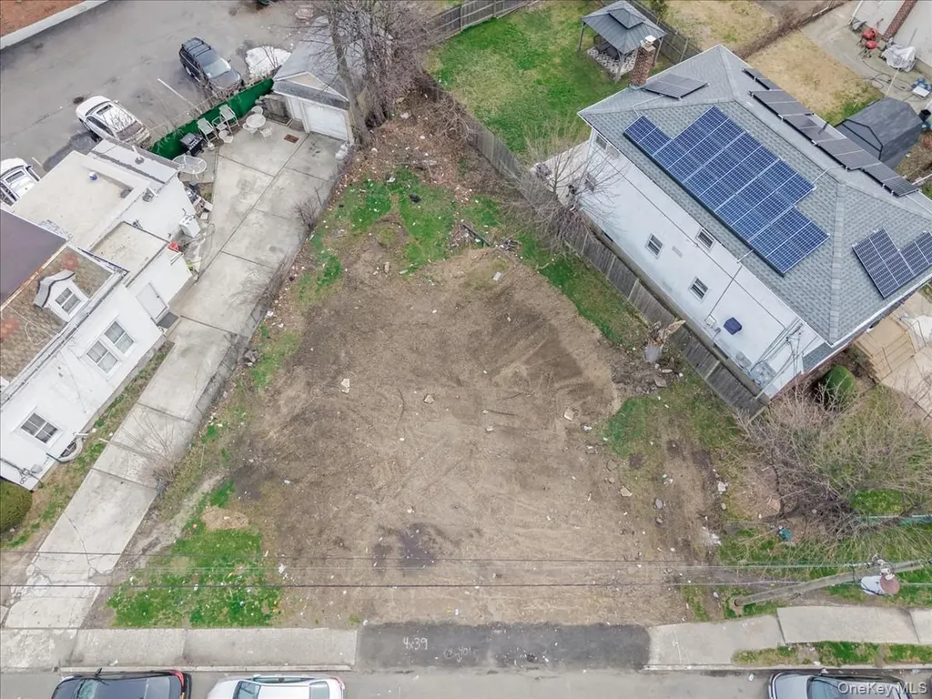 43 Peninsula Boulevard Hempstead NY 11550