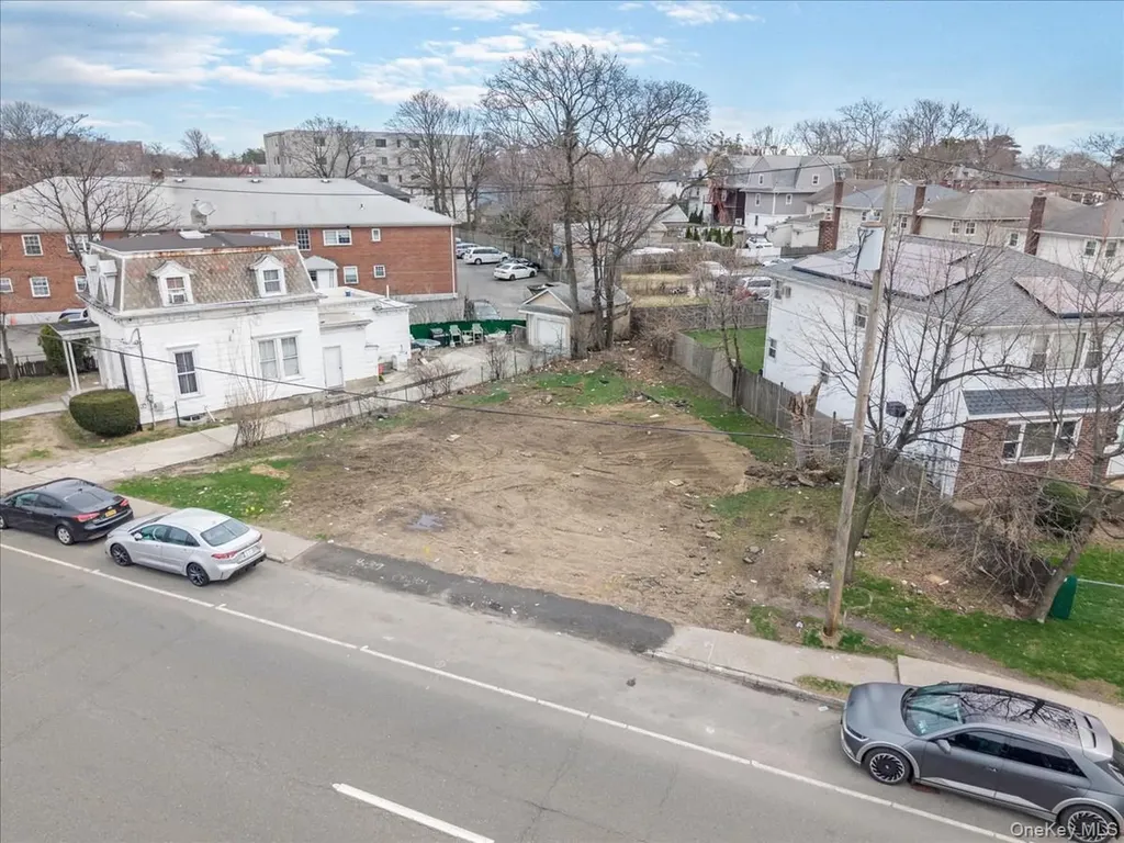 43 Peninsula Boulevard Hempstead NY 11550