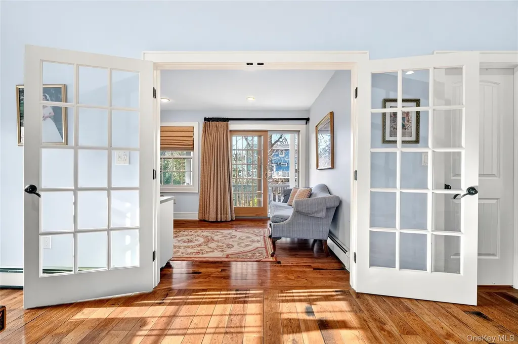 77 Hunt Avenue Pearl River NY 10965