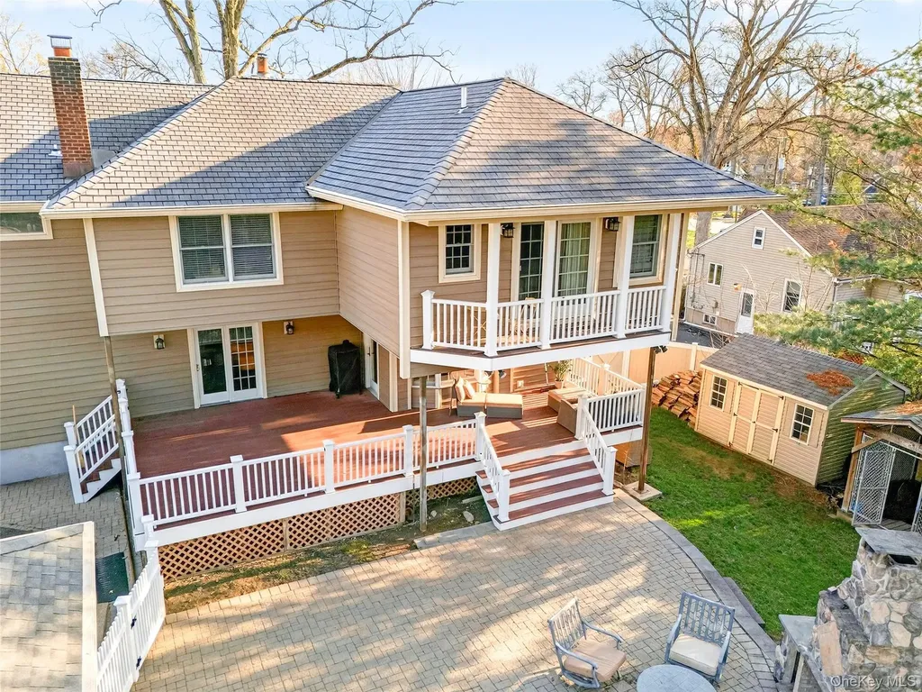 77 Hunt Avenue Pearl River NY 10965