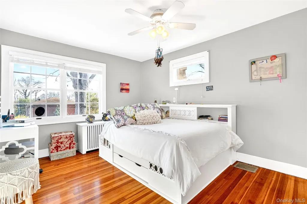 77 Hunt Avenue Pearl River NY 10965