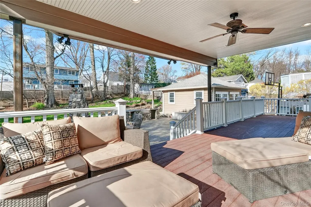 77 Hunt Avenue Pearl River NY 10965