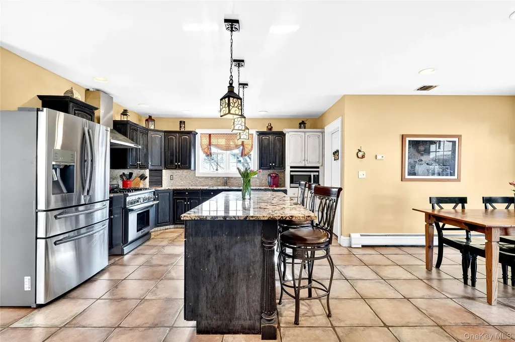 77 Hunt Avenue Pearl River NY 10965