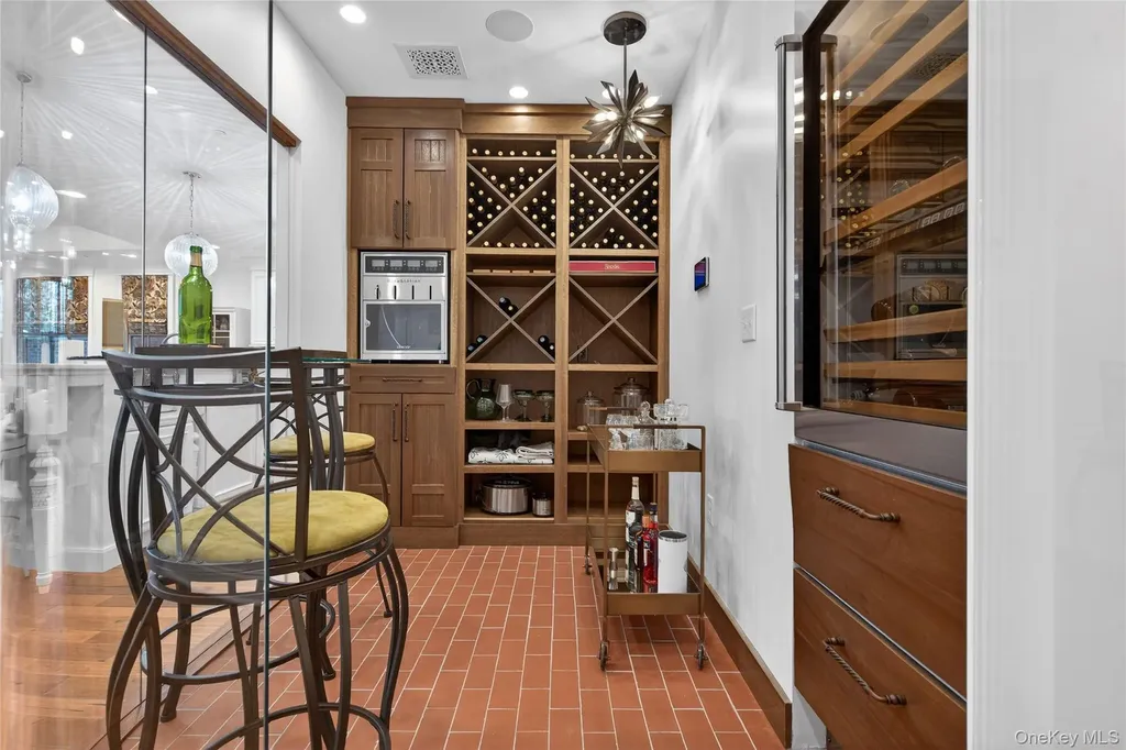 268 Broadway Call Listing Agent NY 12866