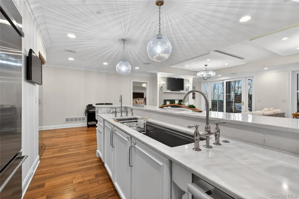 268 Broadway Call Listing Agent NY 12866