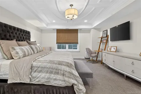 268 Broadway Call Listing Agent NY 12866