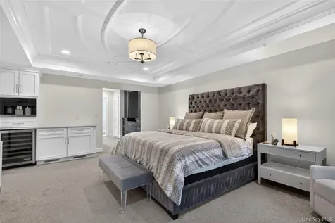 268 Broadway Call Listing Agent NY 12866