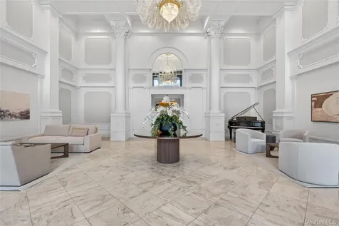 268 Broadway Call Listing Agent NY 12866