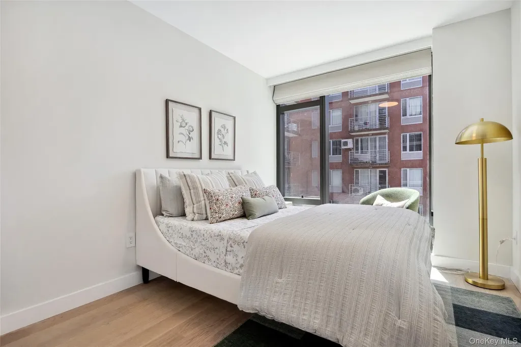 38-20 Parsons Boulevard Flushing NY 11354