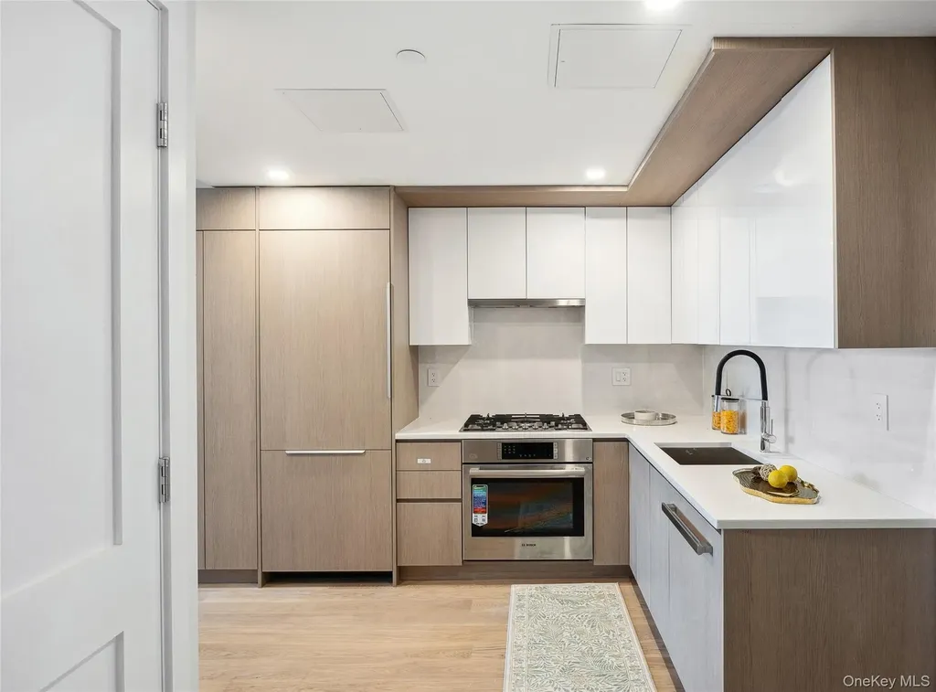 38-20 Parsons Boulevard Flushing NY 11354