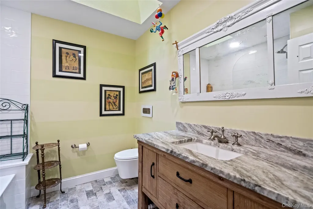 38 Maple Court Jericho NY 11753