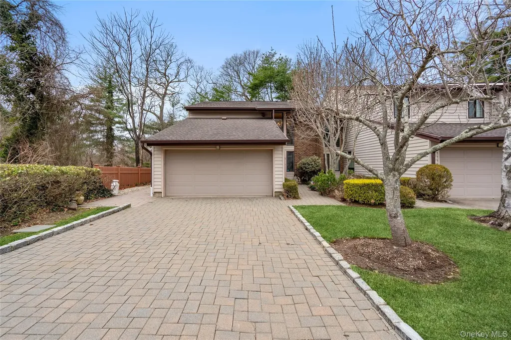 38 Maple Court Jericho NY 11753