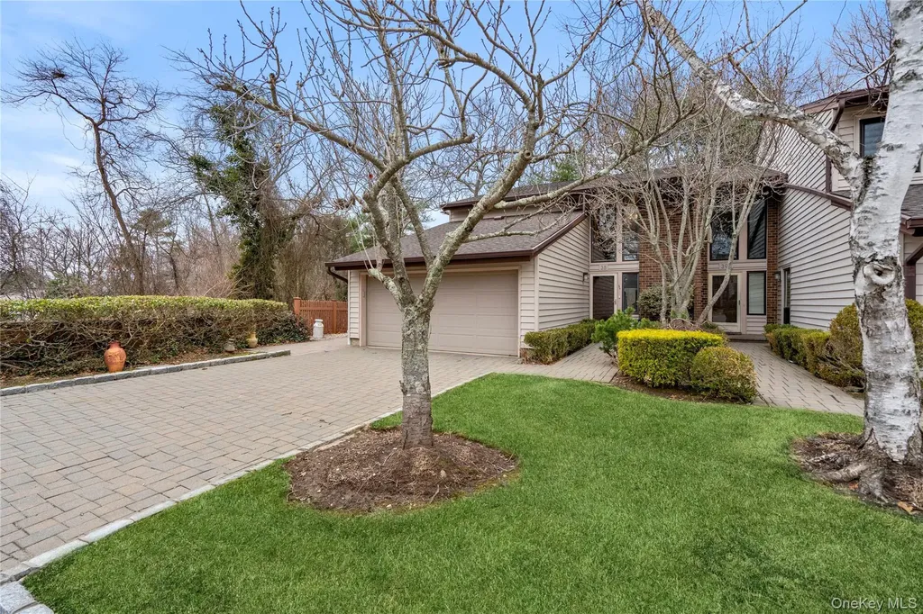 38 Maple Court Jericho NY 11753