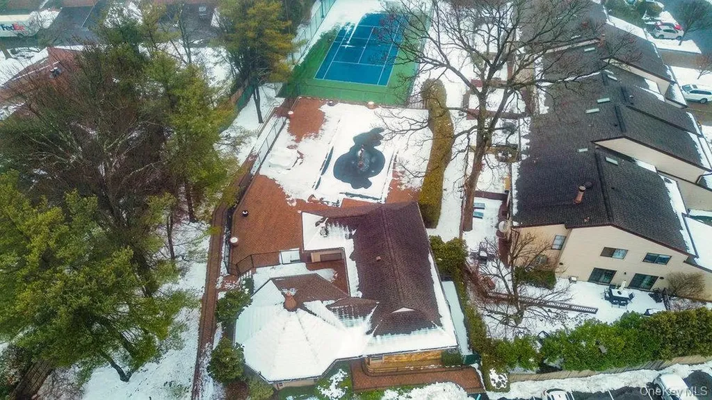 38 Maple Court Jericho NY 11753