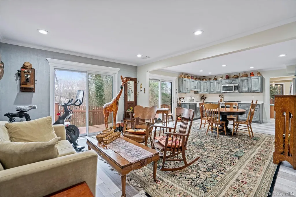 38 Maple Court Jericho NY 11753