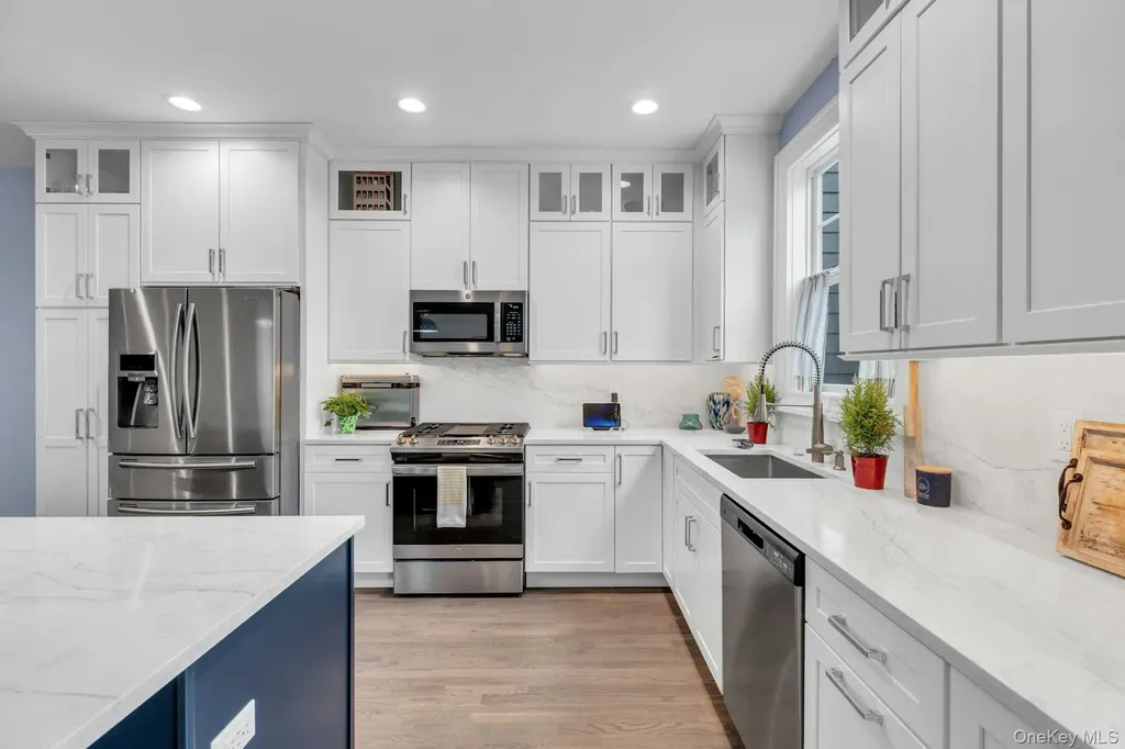 123 Jackie Court Patchogue NY 11772