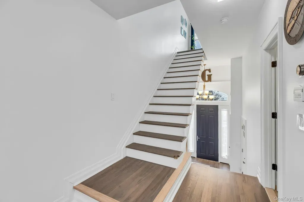 123 Jackie Court Patchogue NY 11772