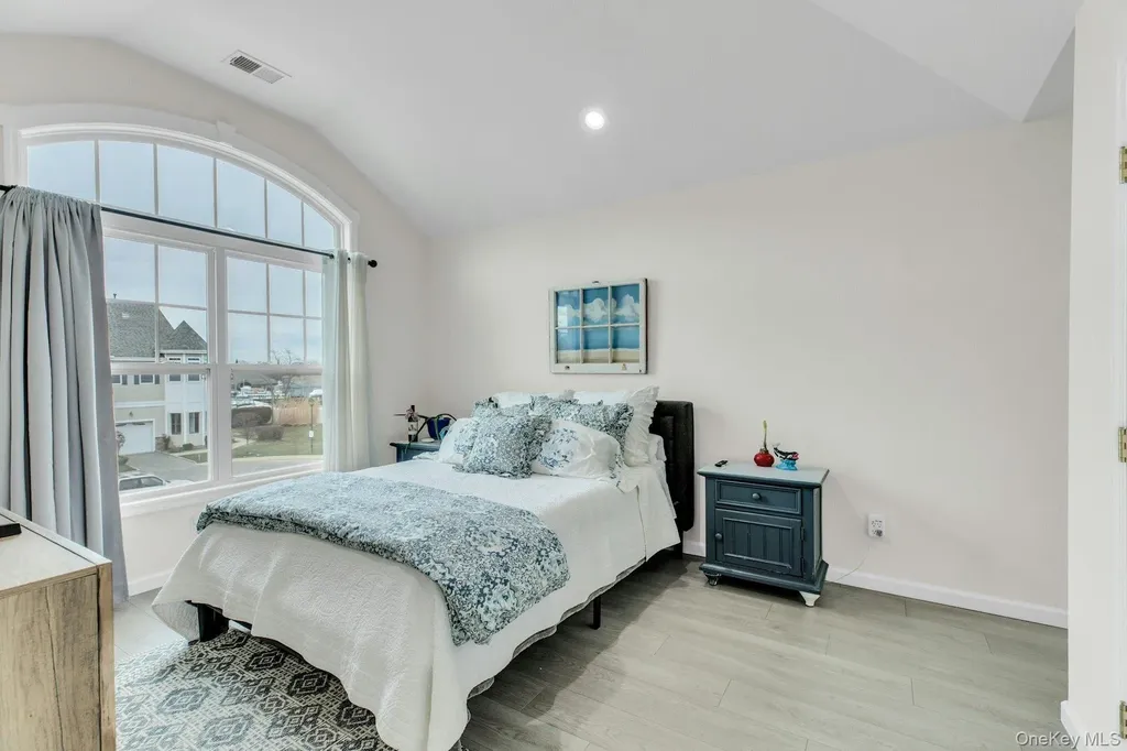 123 Jackie Court Patchogue NY 11772