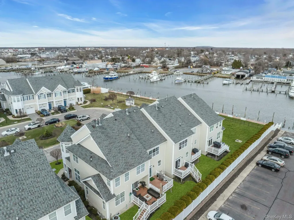 123 Jackie Court Patchogue NY 11772