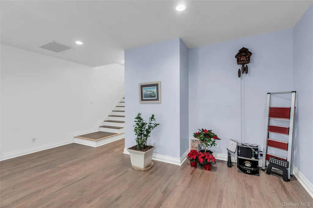 123 Jackie Court Patchogue NY 11772