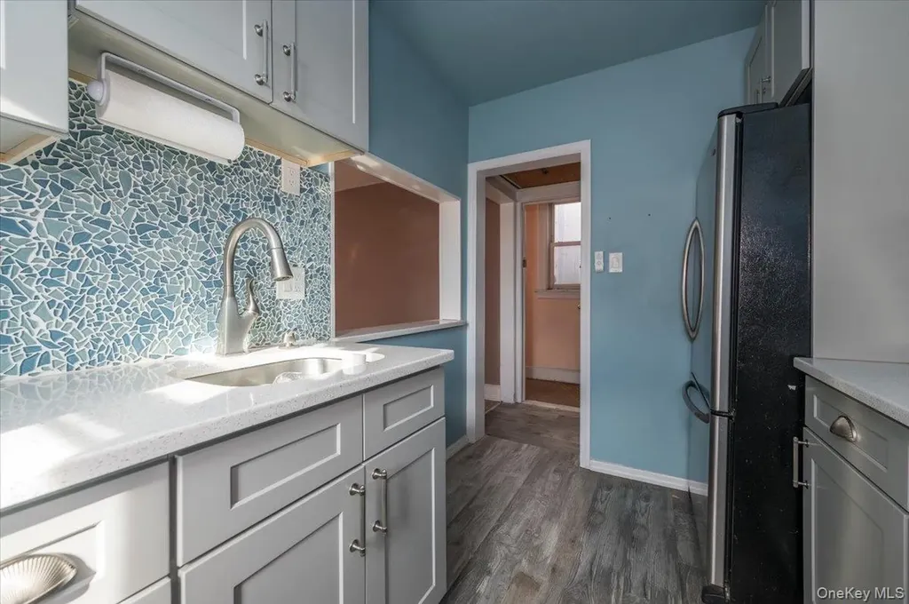836 Edison Avenue Bronx NY 10465