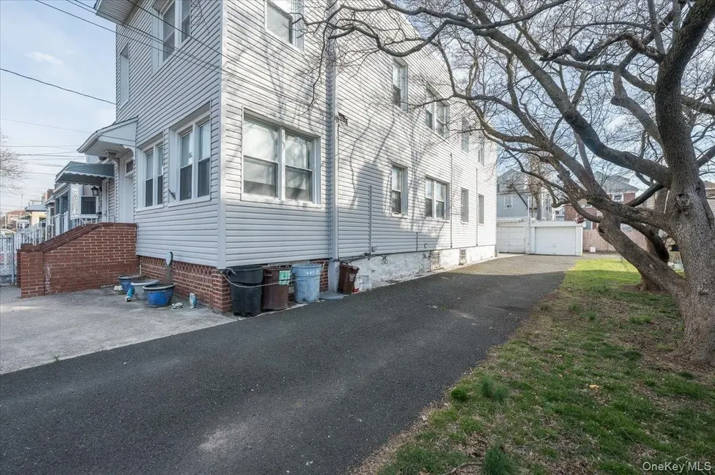 836 Edison Avenue Bronx NY 10465