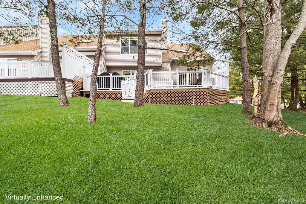 1 Northridge Circle Huntington NY 11743