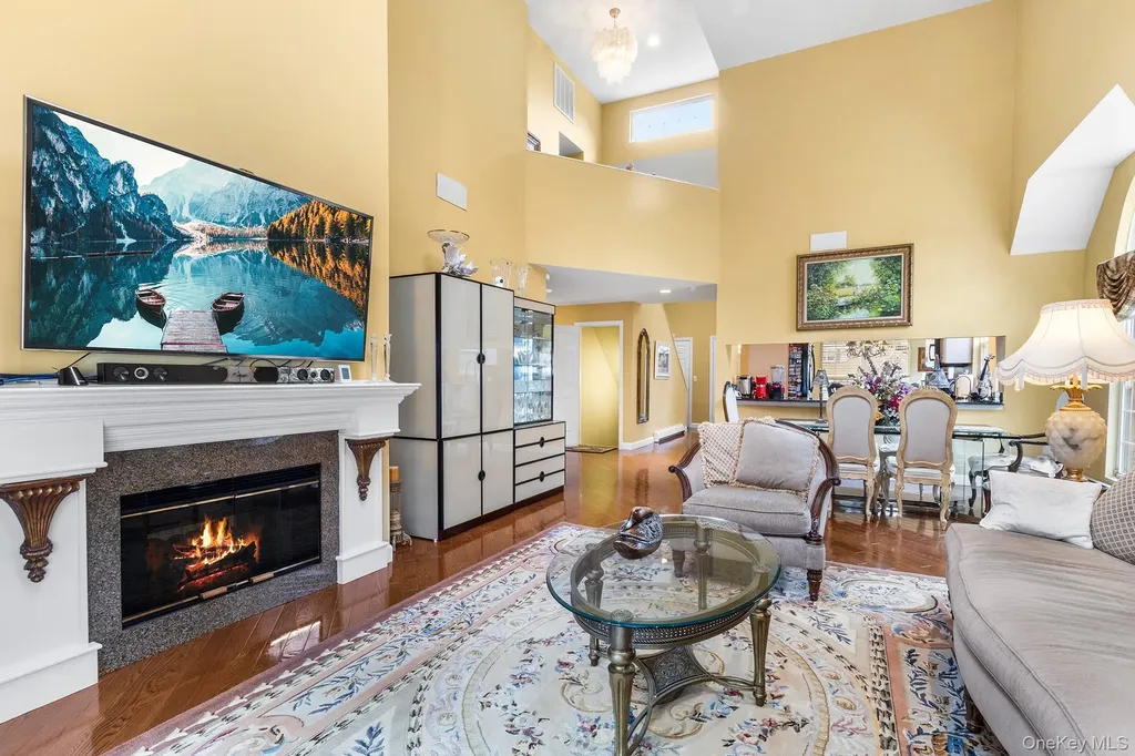 1 Northridge Circle Huntington NY 11743
