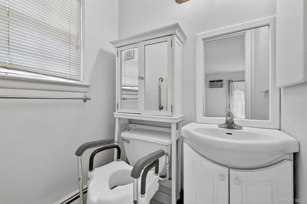 95 Parkside Drive Suffern NY 10901