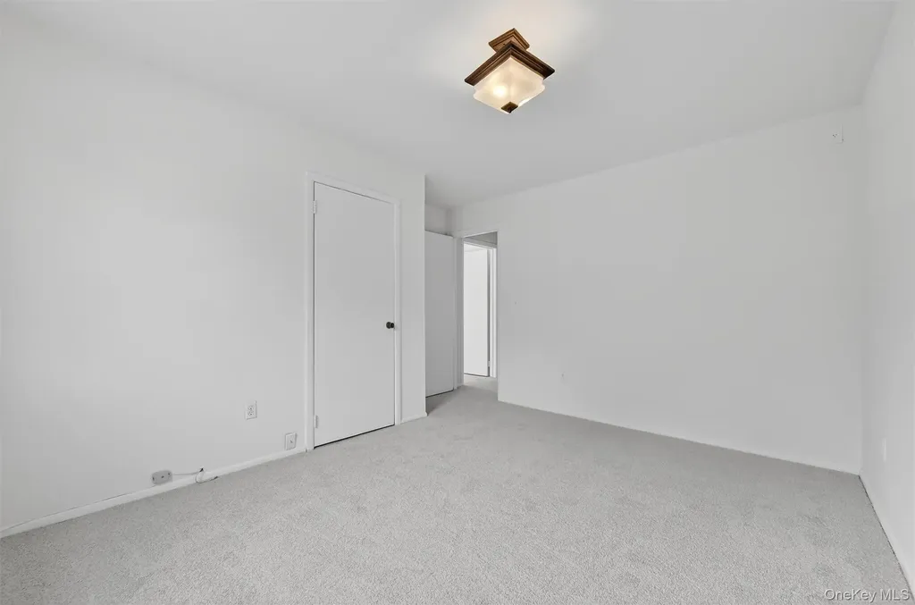 95 Parkside Drive Suffern NY 10901