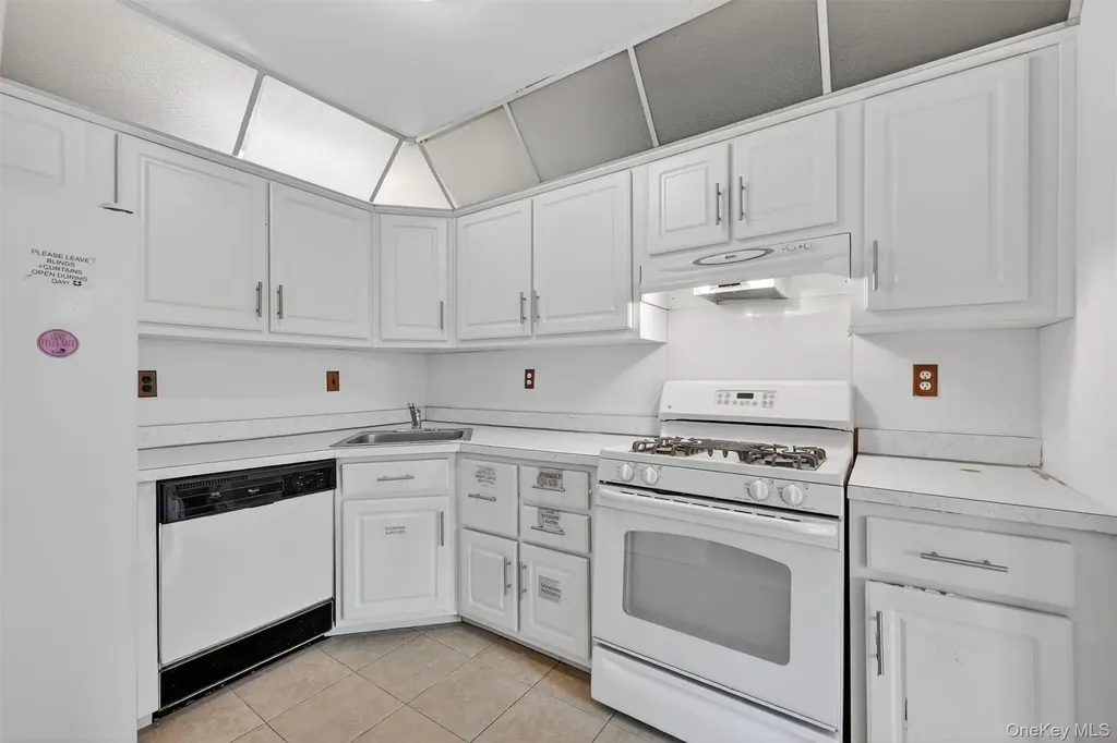 95 Parkside Drive Suffern NY 10901