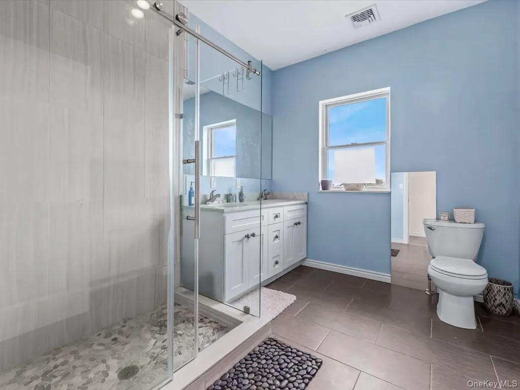 125 S Bay Drive Babylon NY 11702