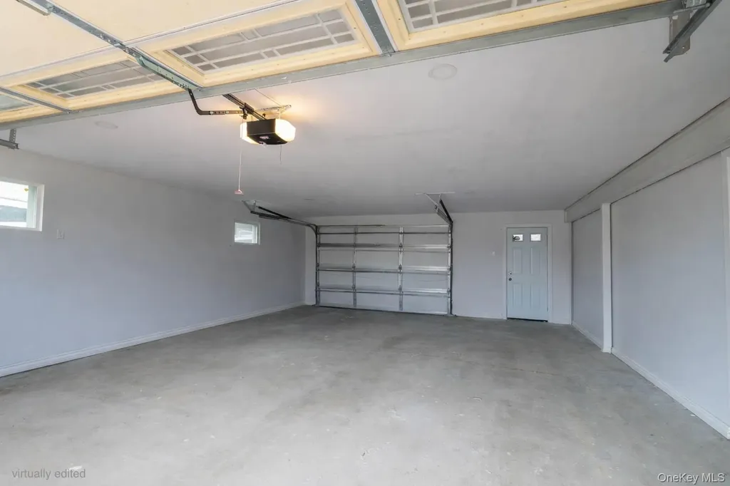 125 S Bay Drive Babylon NY 11702