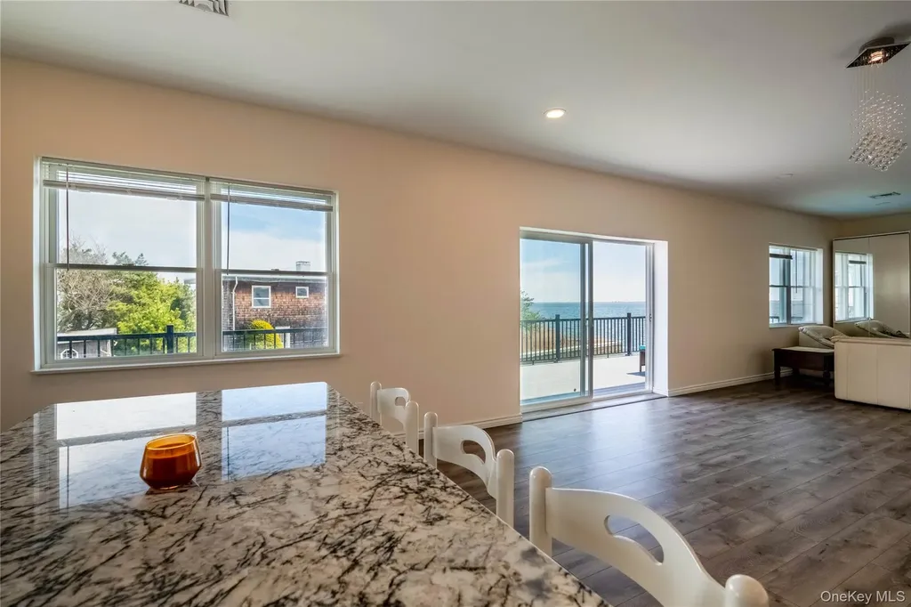 125 S Bay Drive Babylon NY 11702