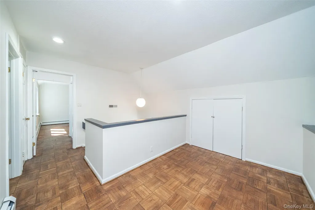 10 Grove Mews Chappaqua NY 10514