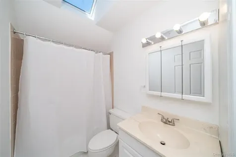 10 Grove Mews Chappaqua NY 10514