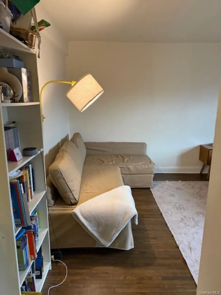 5225 39th Road Woodside NY 11377