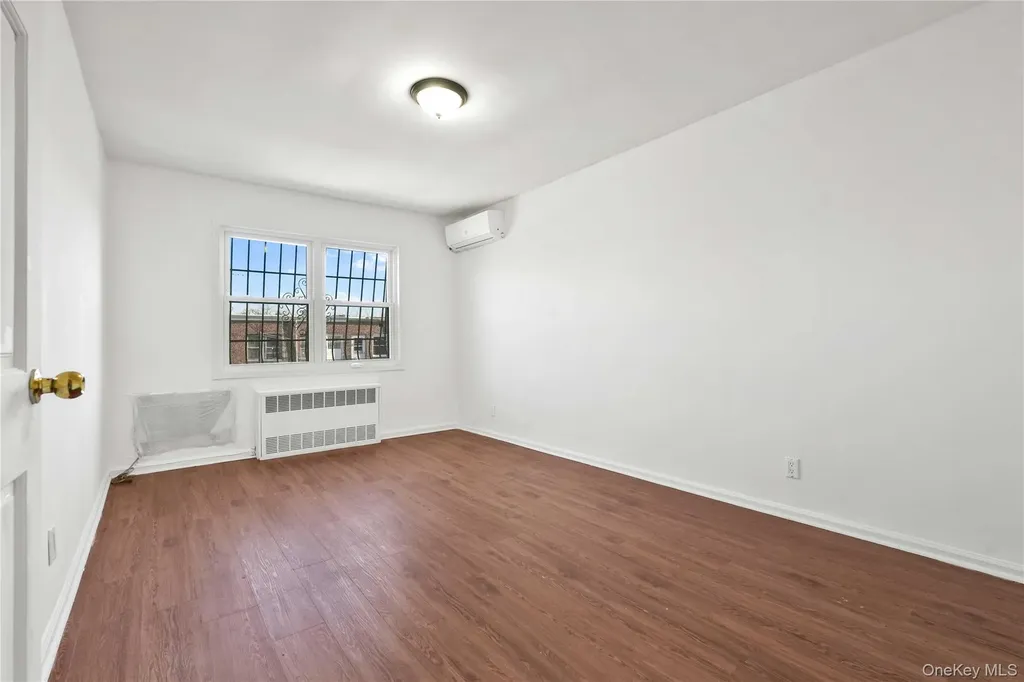 1043 E 101st Street Brooklyn NY 11236