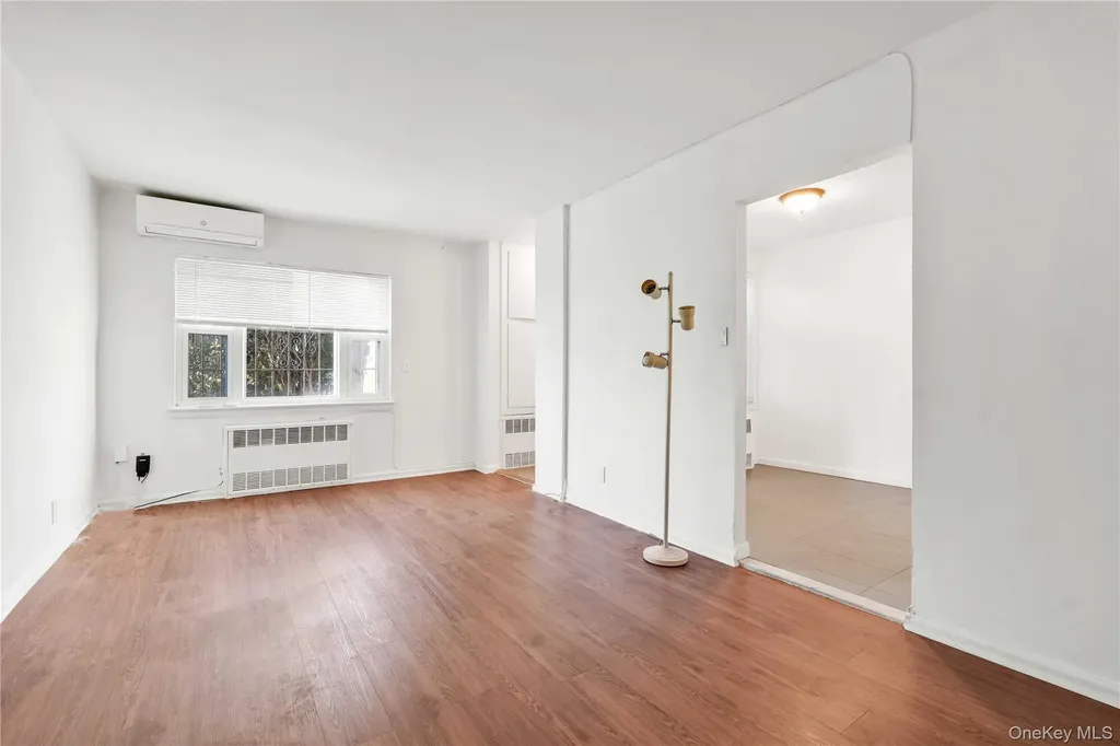 1043 E 101st Street Brooklyn NY 11236
