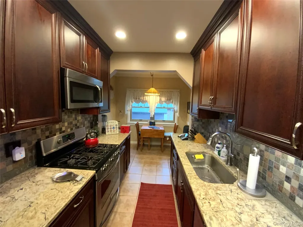 4705 189th Street Flushing NY 11358