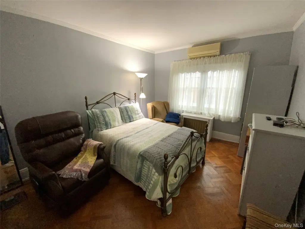 4705 189th Street Flushing NY 11358