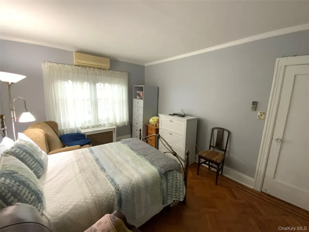 4705 189th Street Flushing NY 11358
