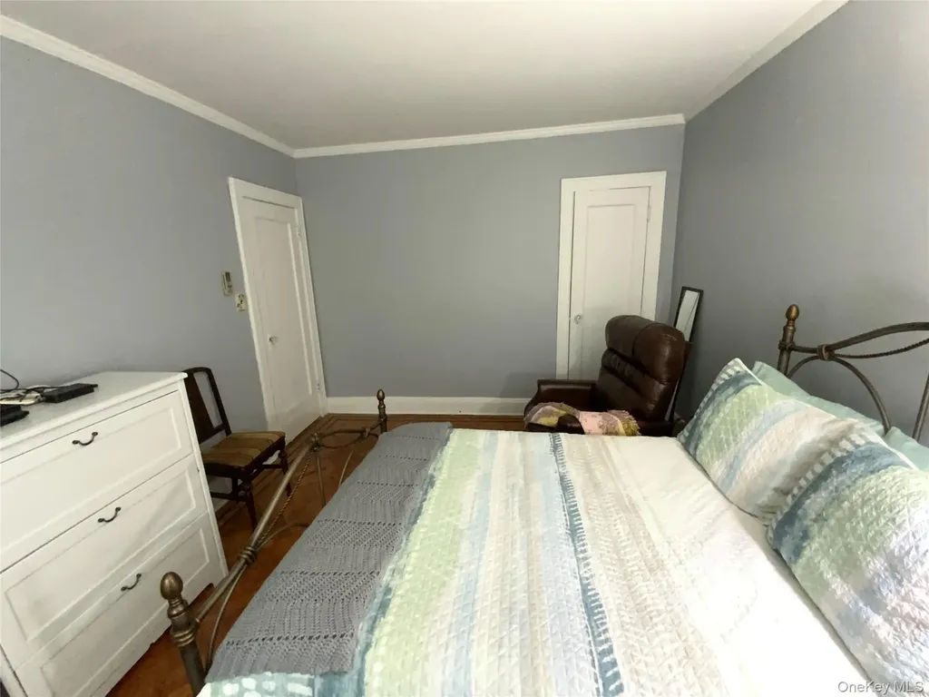 4705 189th Street Flushing NY 11358