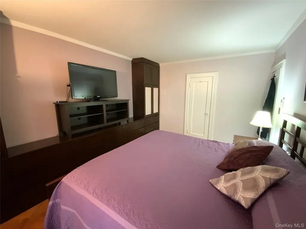 4705 189th Street Flushing NY 11358