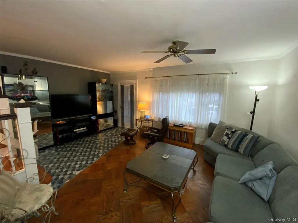 4705 189th Street Flushing NY 11358