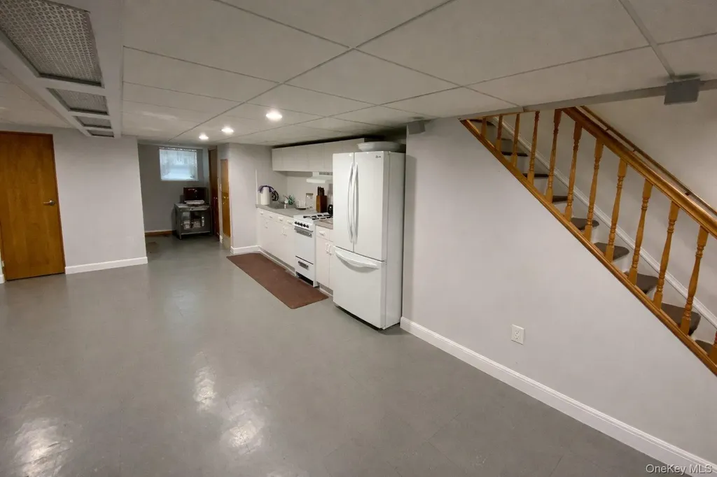 4705 189th Street Flushing NY 11358