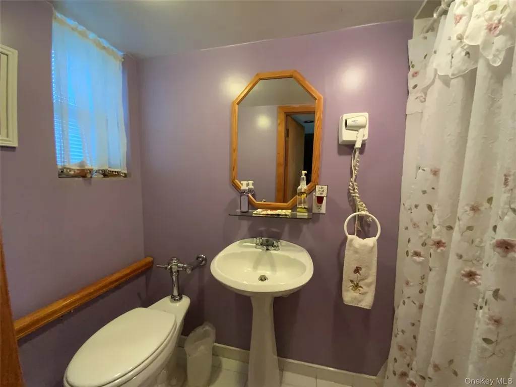 4705 189th Street Flushing NY 11358