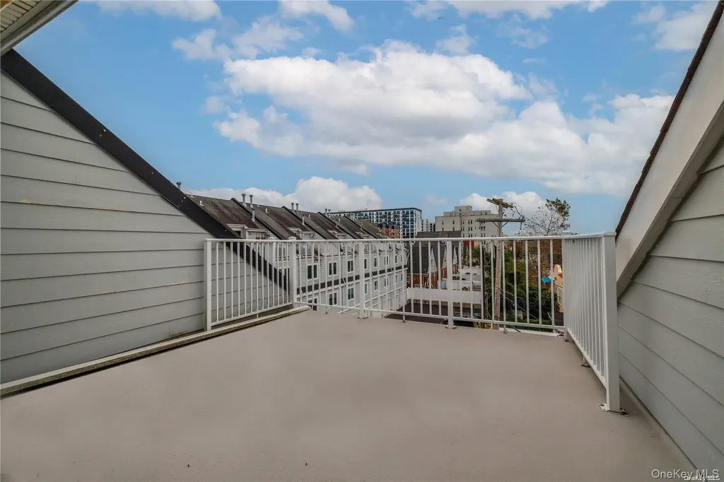 159 Monroe Boulevard Long Beach NY 11561