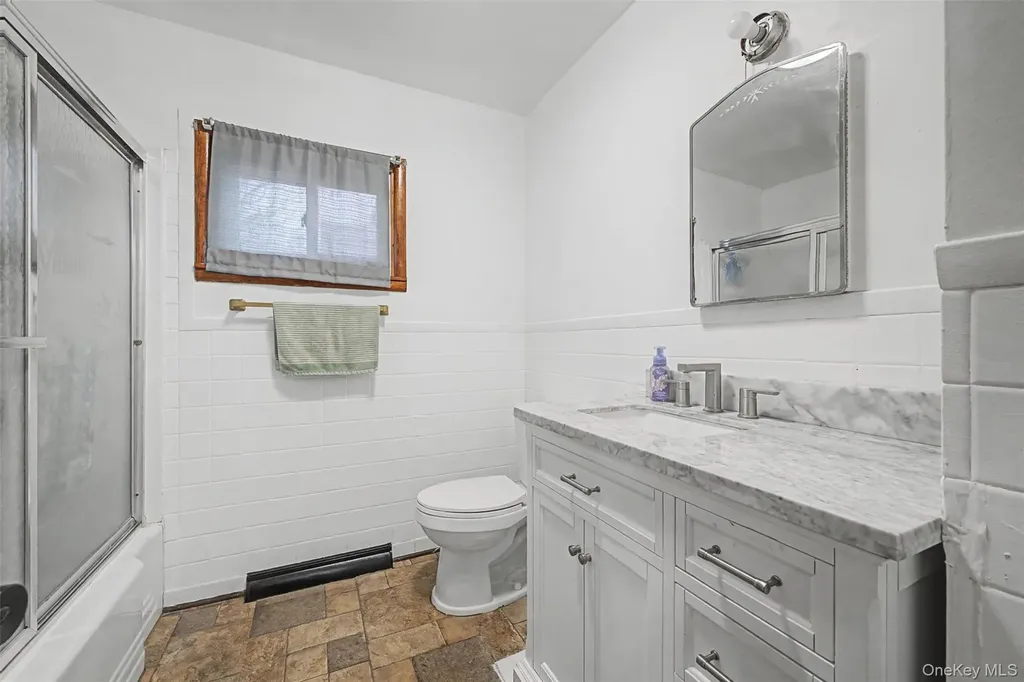 13 Kobelt Drive Wallkill NY 12589